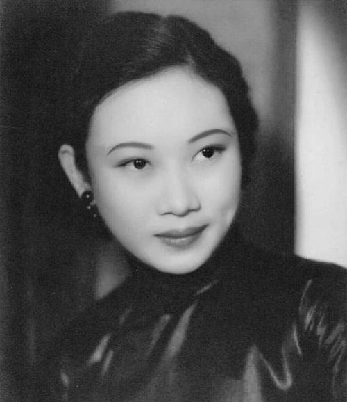 23),原名胡瑞华,民国第一美女,中国早期最著名的影星,生于上海,祖籍