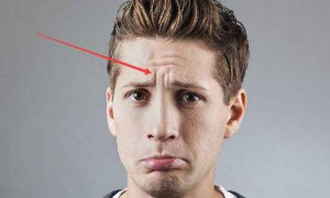 男人眉间有八字纹婚姻如何 两眉间纹