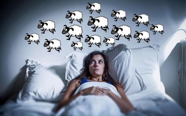 失眠数羊喝酒管用吗一组漫画解决失眠问题帮你改善睡眠