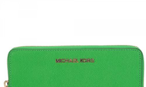 墨绿色钱包颜色与财运 墨绿色包包代表什么