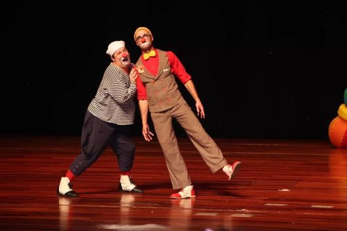 祝贺|未来之星·俄罗斯经典剧目《滑稽小丑嘉年华》在更俗剧院爆笑