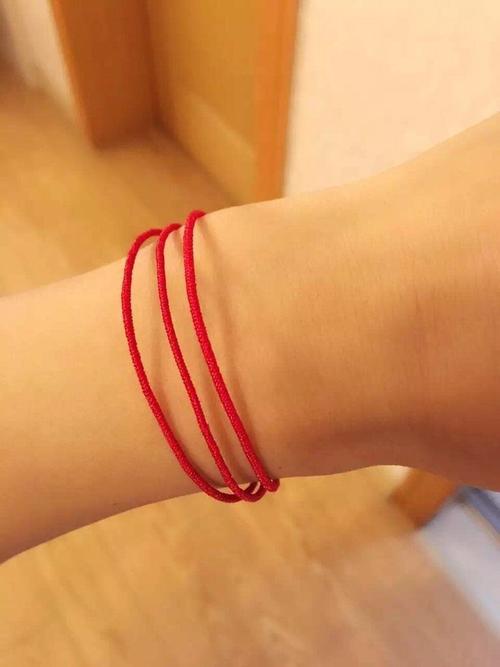 红绳戴久了会有灵性吗,红绳寓意,女生戴红绳的禁忌 作品展示 220849